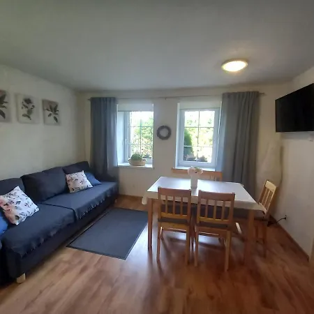 Nela Haj U Loucne Pod Klinovcem *