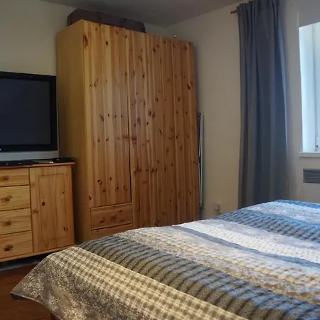 Nela Haj U Loucne Pod Klinovcem *